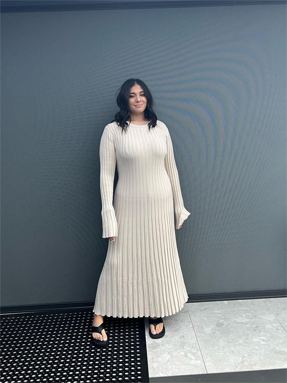 2024 Fall New Sleeved Knit Midi Dress