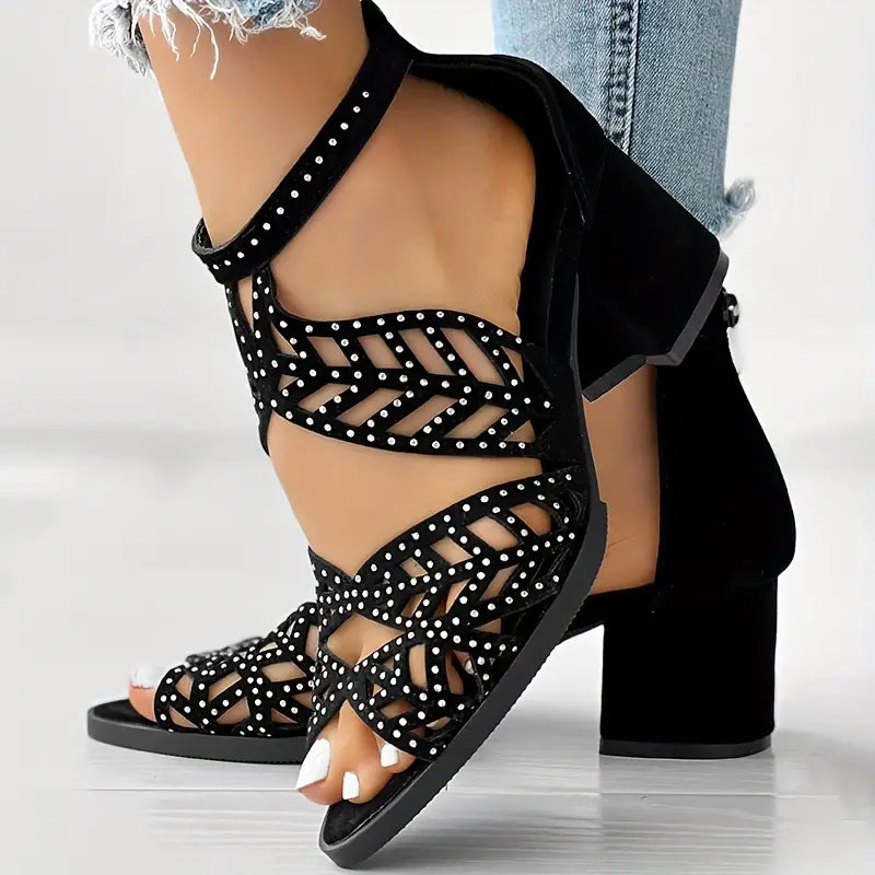 🔥2024 FLASH SALE 50% OFF🔥Women's Fashion Hollow Out Chunky Heel Sandals