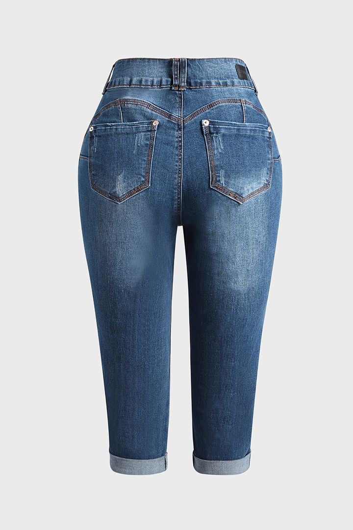 Capri-Jeans mit zerrissenem, aufgerolltem Saum