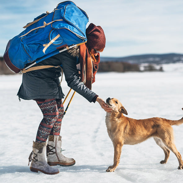 Botas de nieve con cordones en la parte posterior y cálidas para mujer en invierno 