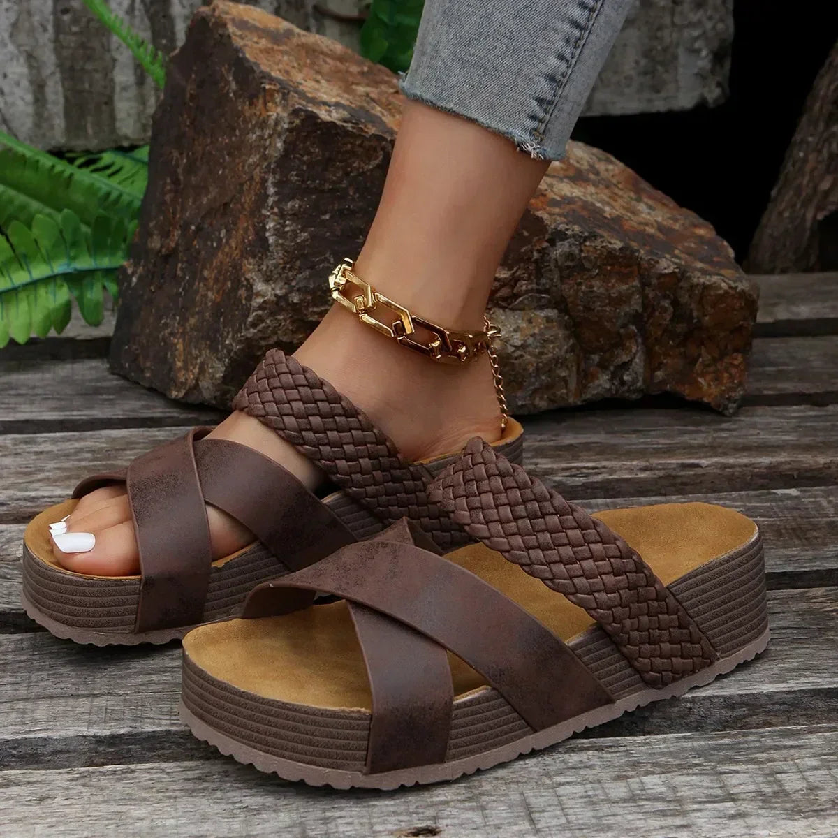 Geflochtene Sandalen für Damen